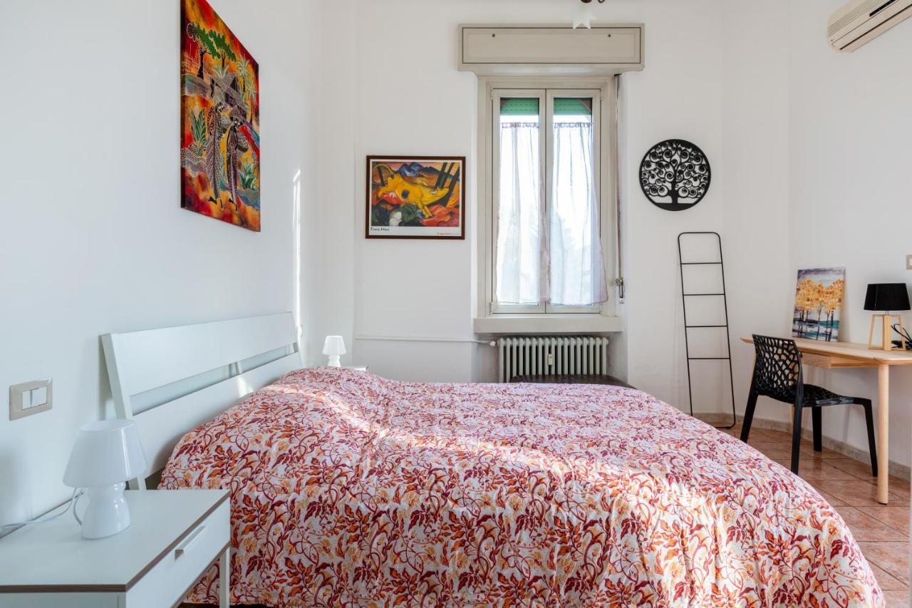 Cosy Apartment Close To Iulm University Milaan Buitenkant foto